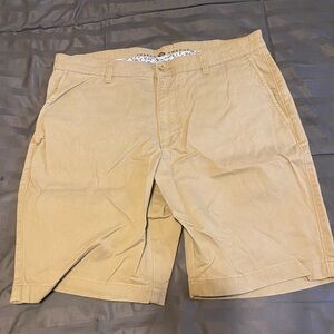 Men's Tan Shorts